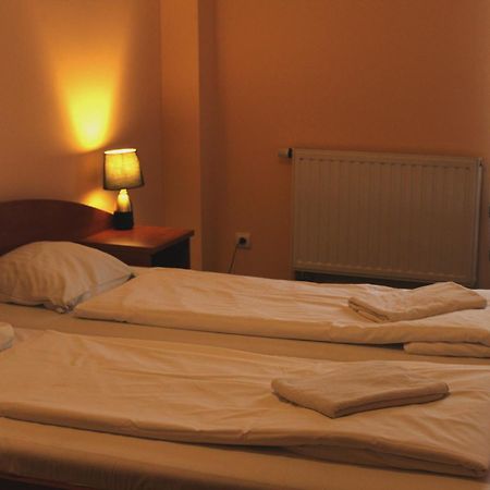 Hotel Kreator-Sport Краков Экстерьер фото