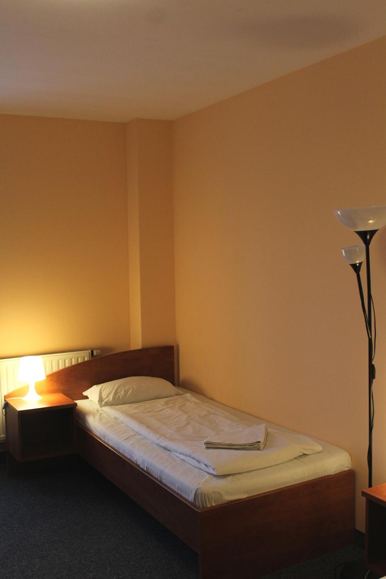 Hotel Kreator-Sport Краков Экстерьер фото
