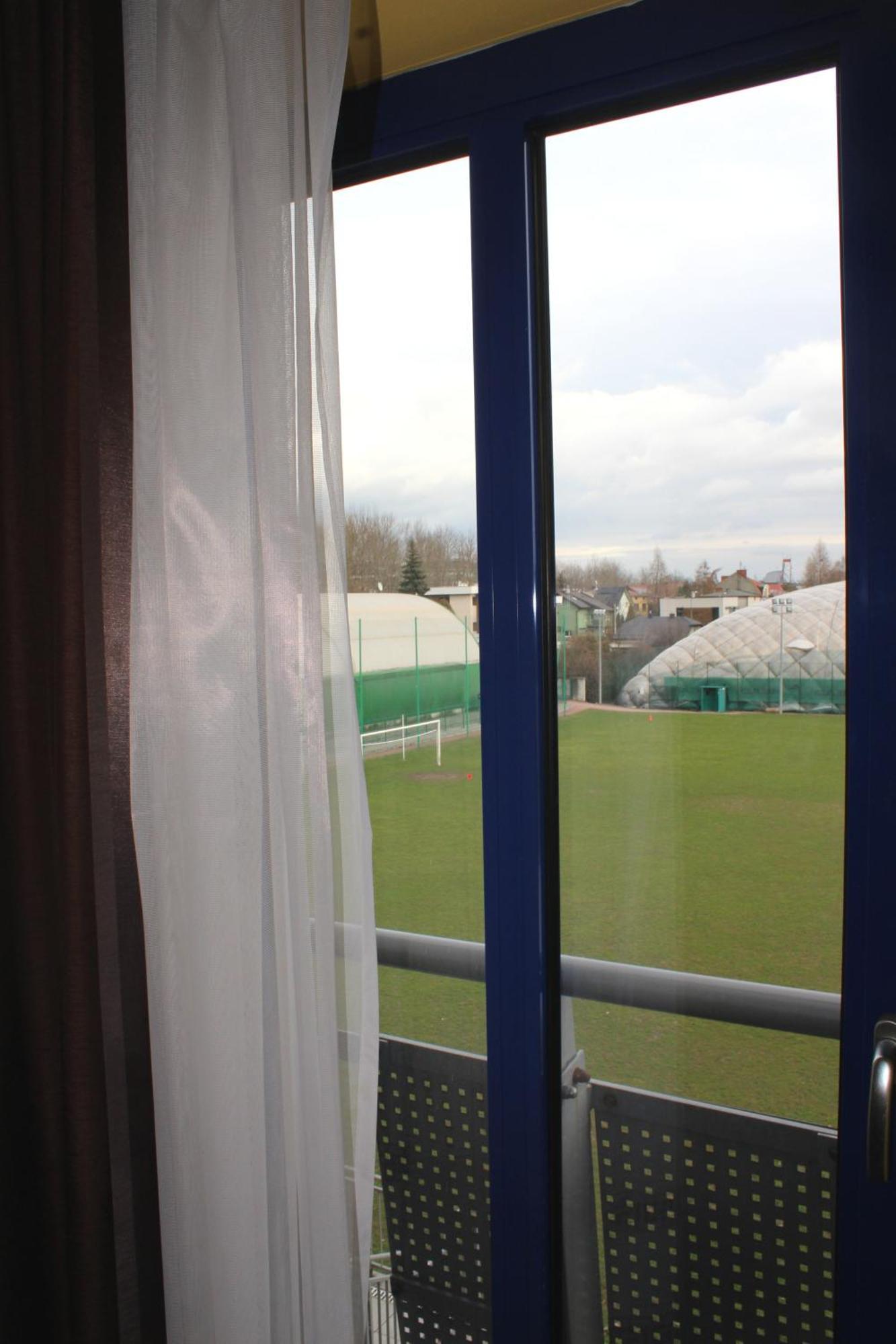 Hotel Kreator-Sport Краков Экстерьер фото