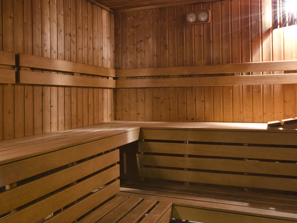 Hotel Kreator-Sport Краков Экстерьер фото