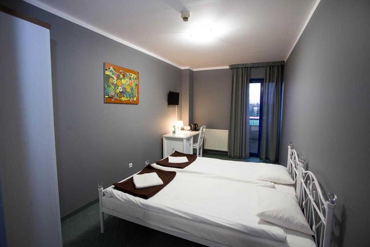 Hotel Kreator-Sport Краков Экстерьер фото